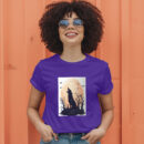 Fierce Wolf Howling At Moon In Halloween Scene T-Shirt