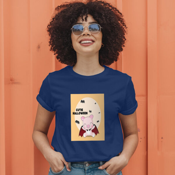 Flat  Animal Dracula Pig Illustration For Kids Cute Pig Character T-Shirt - Image 5